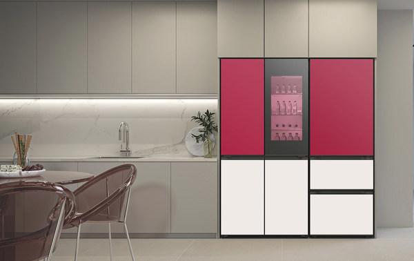 LG'S REFRIGERATOR WITH MOODUP BRINGS A MORE COLORFUL LIFESTYLE TO THE KITCHEN