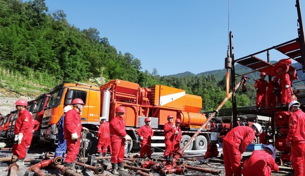 Jereh Turbine Fracturing Equipment Delivers Improvements of Unconventional Energy Exploitation