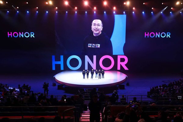 HONOR Sees Strong Growth Amid Global Industry Decline