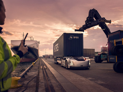 Vera's First Assignment: Volvo Trucks Presents an Autonomous Transport Between a Logistics Centre and Port