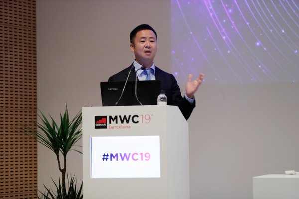 Huawei Releases Optical Networking 2.0 Solution for the 5G Era