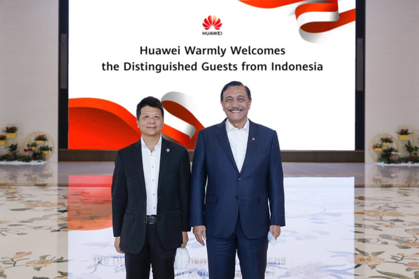 Indonesia's Luhut Invites Huawei to Enhance Collaboration in Smart Future and New Energy