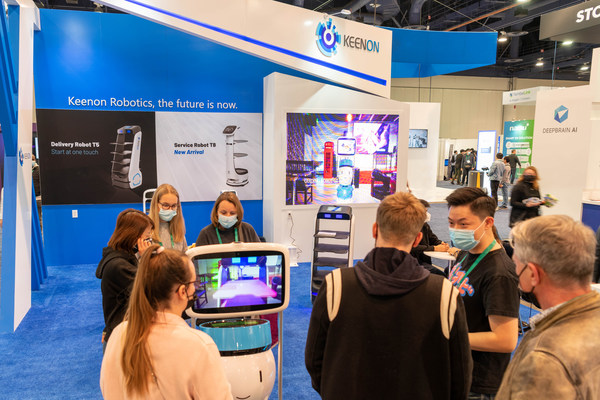 KEENON Robotics Showcases Full Line-Up of Service Robots at CES 2022