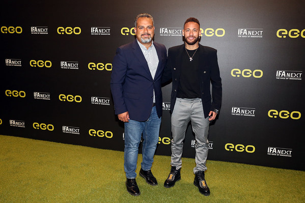 Electromobility with innovation, practicality and purpose: Brazilian football sensation, Neymar Jr., unveils e.GO Mobile's next generation line up e.wave X