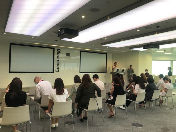 PR Newswire Host Media Tour at Bloomberg Hong Kong Attended By Senior PR & Communications Professionals