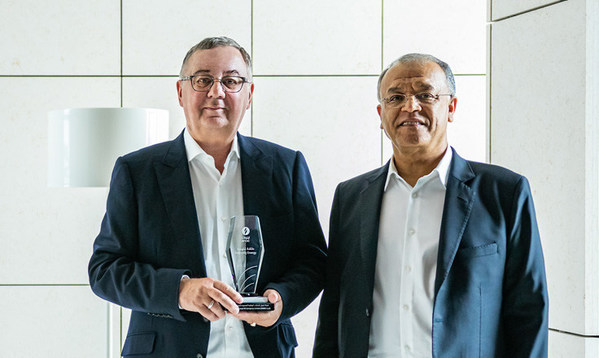 Comarch Receives "Partnership Award" from Emirates National Oil Company (ENOC)