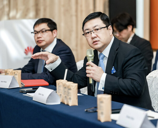 Huawei Powers up Collaborative Efforts with Partners, Crafting Inspiring Digital Transformation Narratives