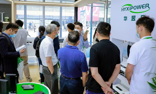 HYXiPOWER showcases a full lineup of PV, energy storage and charging products at SNEC 2023