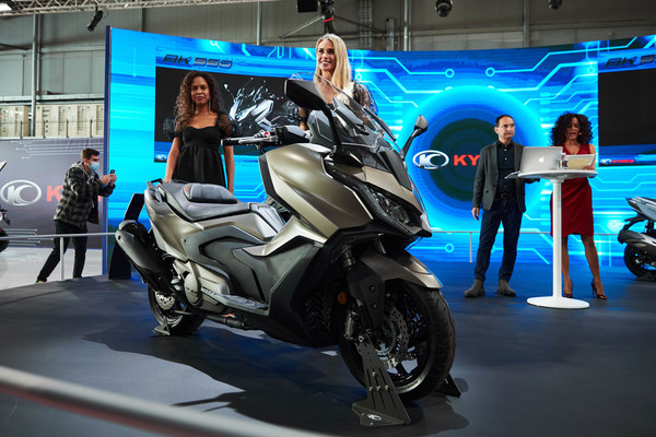 Brand-New KYMCO AK 550 Takes 'Super Touring' Concept to the Next Level