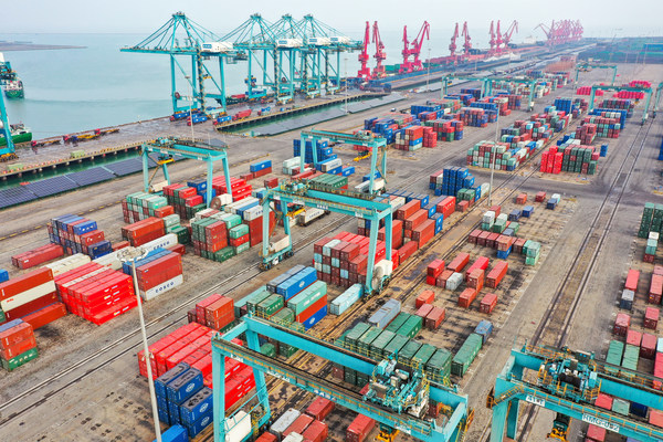 China's Largest Port for Coal Transportation Huanghua Port Launches Foreign Trade Container Route