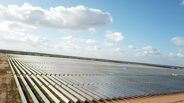 106 MW BayWa r.e. solar farm now supplying green energy to Northern Victoria