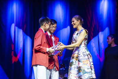 Caleb Liow Jia Le and Johnny Xiao Hong Yu From Singapore Win Stockholm Junior Water Prize 2018