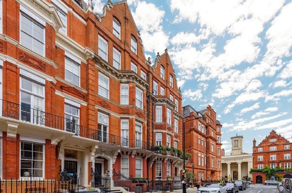 Warwick consolidates Mayfair collection with Green Street portfolio addition