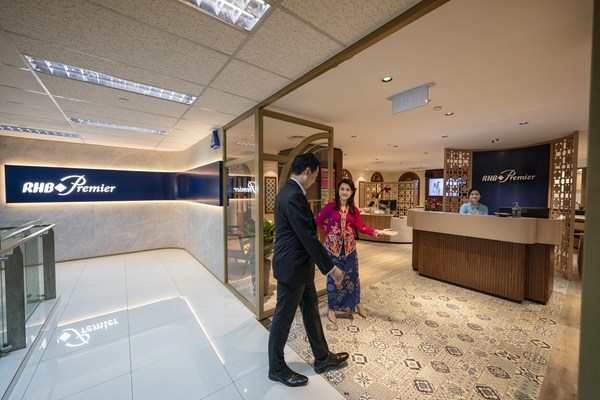 RHB Singapore Opens Flagship Orchard Premier Centre