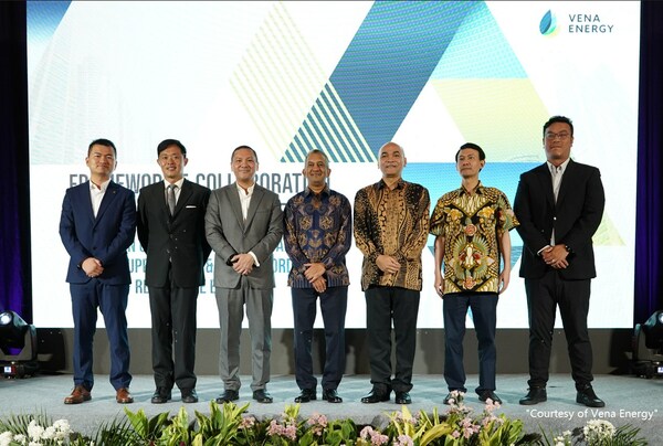 A Landmark Achievement | REPT BATTERO and VENA ENERGY Signs Framework Agreement to Explore Expansion of Indonesia's Renewable Energy Supply Chain