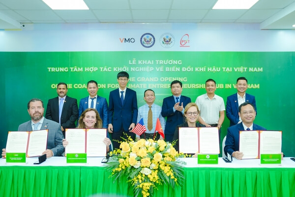 VMO, U.S. Department of State, and PTIT University Collaborate on Climate Change Solutions by Opening CCE Hub in Hanoi Vietnam